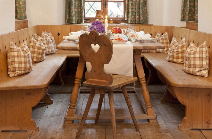 Imagen del bar/restaurante del Hotel Schloss Prielau. Foto 8