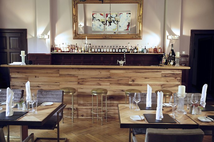 Imagen del bar/restaurante del Hotel Schloss Reichenow. Foto 4