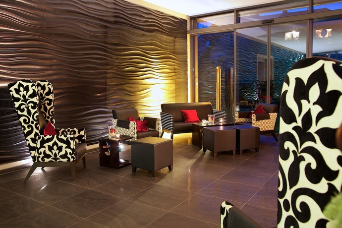 Imagen de los interiores del Hotel Schloss Reinach. Foto 19