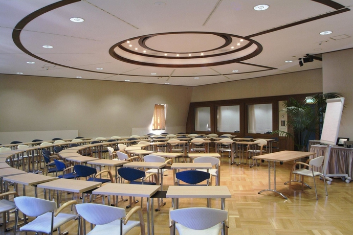 Imagen de los interiores del Hotel Schloss Schweinsburg. Foto 14