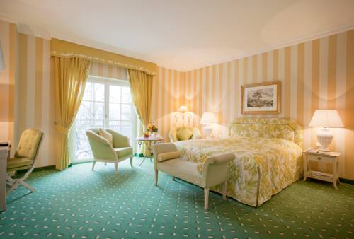 Imagen de la habitación del Hotel Schloss Seefels. Foto 9