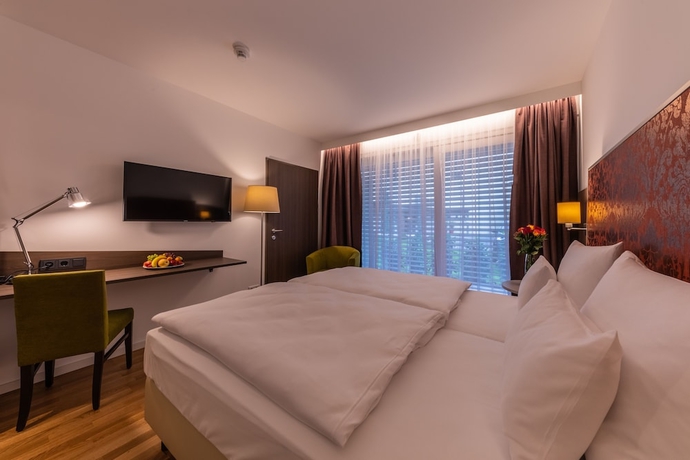 Imagen de la habitación del Hotel Schloss Weikersdorf. Foto 11