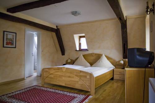Imagen de la habitación del Hotel Schloss Zell. Foto 4