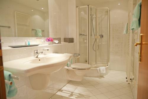 Imagen de la habitación del Hotel Schlossberg. Foto 8