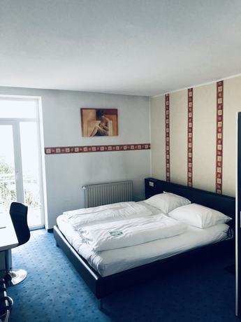 Imagen de la habitación del Hotel Schlossberg Homburg. Foto 3