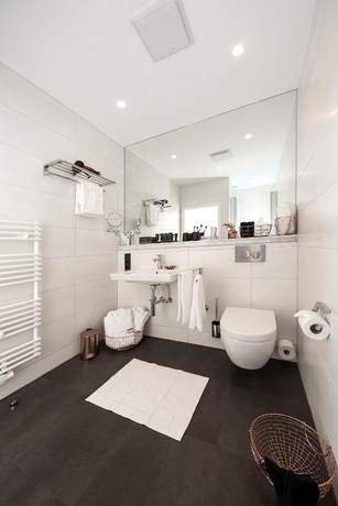 Imagen de la habitación del Hotel Schlossberg Homburg. Foto 8