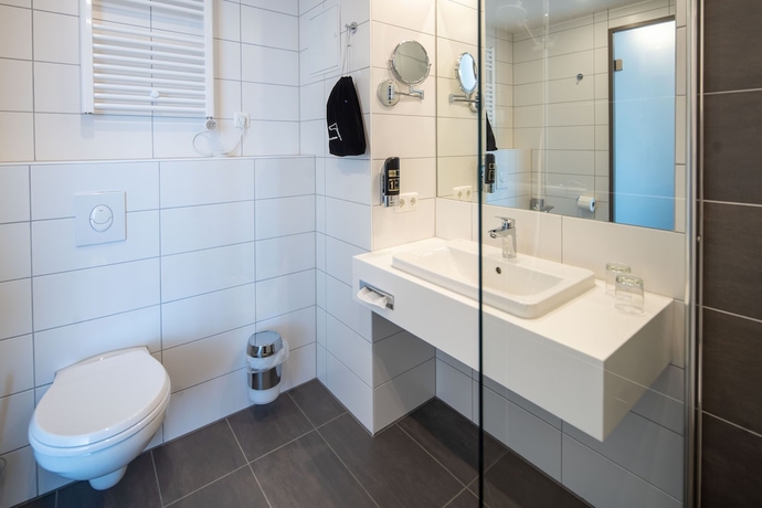 Imagen de la habitación del Hotel Schlossberg Wehingen. Foto 13