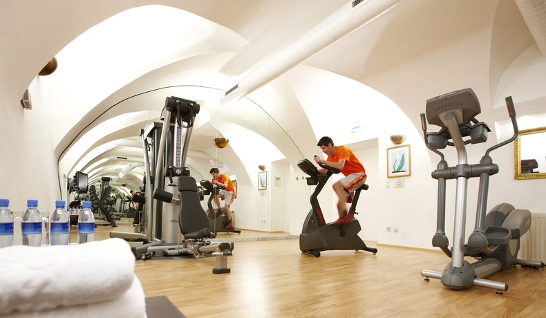 Imagen de los interiores del Hotel Schlossberghotel. Foto 13