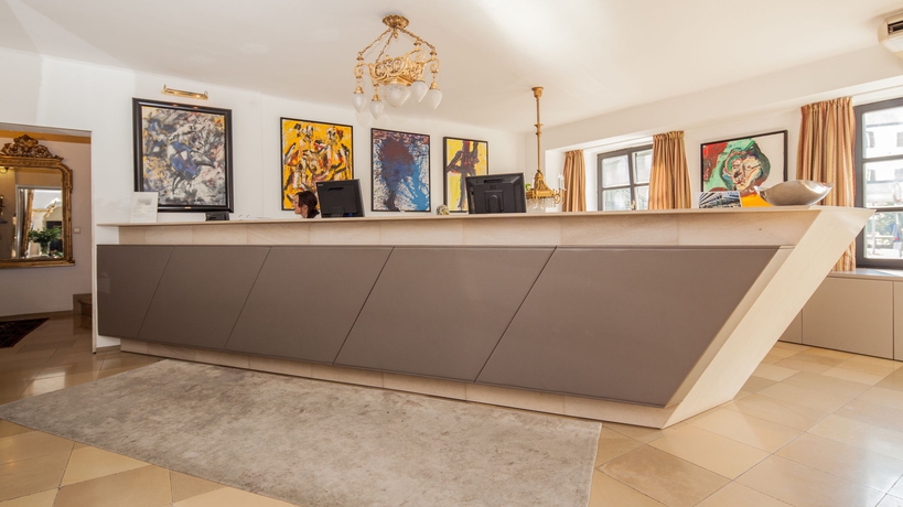 Imagen de los interiores del Hotel Schlossberghotel. Foto 15