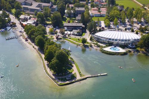 Imagen general del Hotel Schlossblick Chiemsee. Foto 1