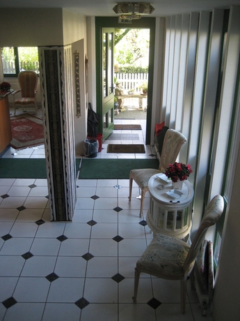Imagen de los interiores del Hotel Schlossgarten Am Park Sanssouci. Foto 14