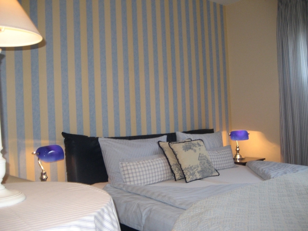 Imagen de la habitación del Hotel Schlossgarten Am Park Sanssouci. Foto 7