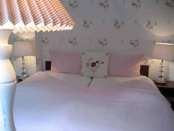 Imagen de la habitación del Hotel Schlossgarten Am Park Sanssouci. Foto 8