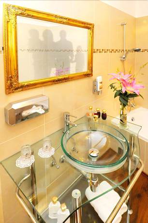 Imagen de la habitación del Hotel Schlossgasthof Artstetten. Foto 14
