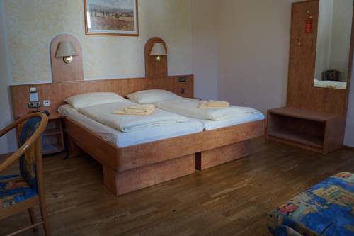 Imagen de la habitación del Hotel Schlosshotel Am Hainich. Foto 10