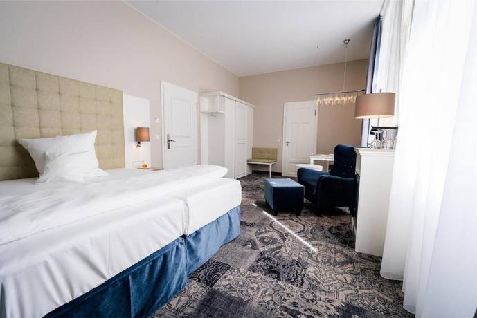 Imagen de la habitación del Hotel Schlosshotel Bad Neustadt. Foto 19