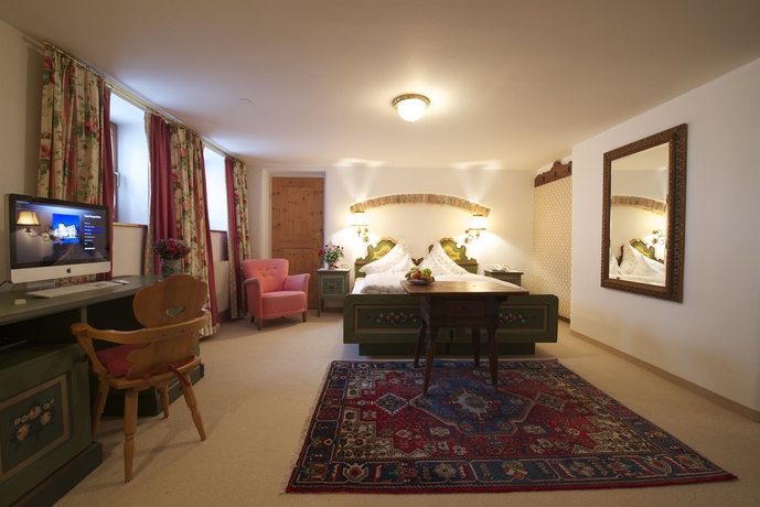 Imagen de la habitación del Hotel Schlosshotel Bergschlössl. Foto 7