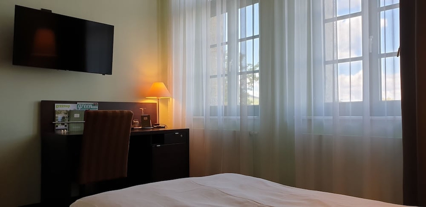 Imagen de la habitación del Hotel Schlosshotel Blankenburg. Foto 4
