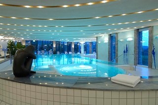 Imagen de la piscina del Hotel Schlosshotel Buehlerhoehe. Foto 12