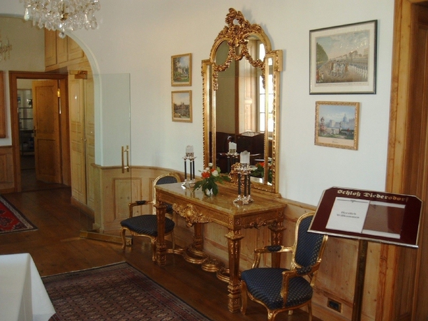 Imagen de los interiores del Hotel Schlosshotel Diedersdorf. Foto 18