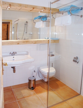 Imagen de la habitación del Hotel Schlosshotel Diedersdorf. Foto 15