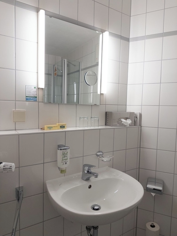 Imagen de la habitación del Hotel Schlosshotel Eyba mit G&auml;stehaus. Foto 13