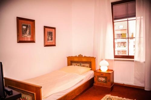Imagen de la habitación del Hotel Schlosshotel Hoefingen. Foto 9