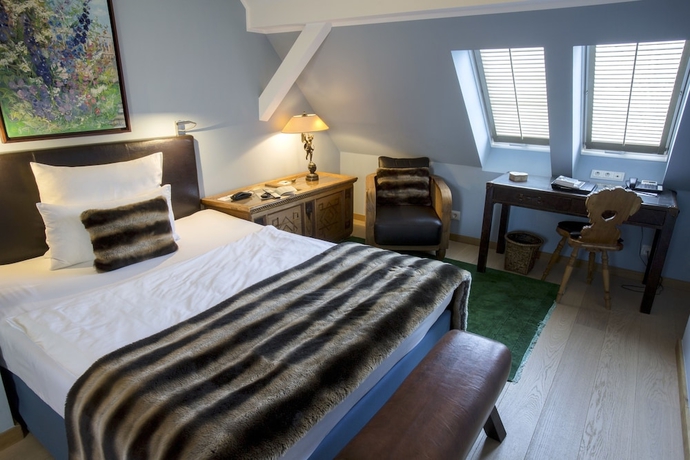 Imagen de la habitación del Hotel Schlosshotel Hugenpoet. Foto 2