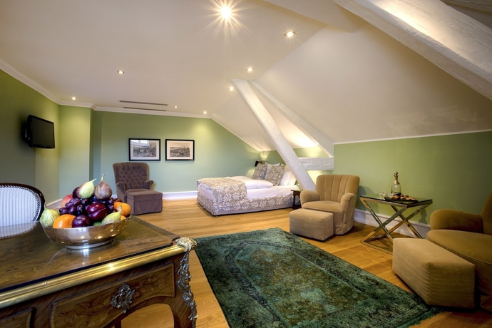 Imagen de la habitación del Hotel Schlosshotel Hugenpoet. Foto 5