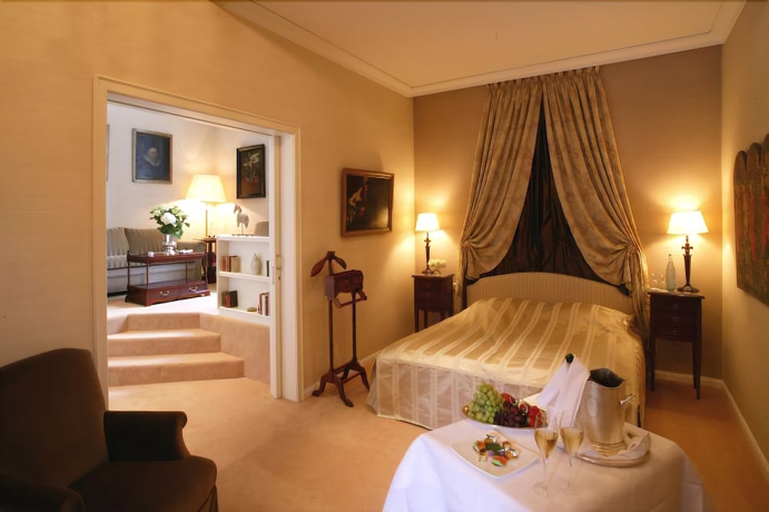Imagen de la habitación del Hotel Schlosshotel Hugenpoet. Foto 6