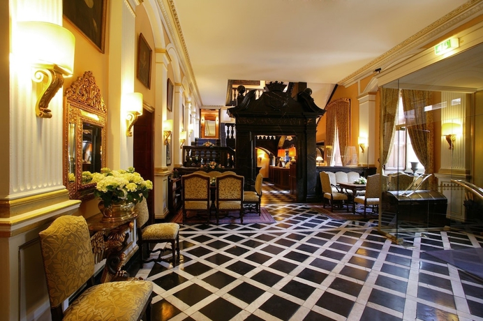 Imagen de los interiores del Hotel Schlosshotel Hugenpoet. Foto 18