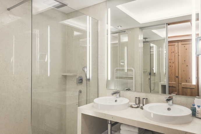 Imagen de la habitación del Hotel Schlosshotel Ischgl. Foto 16