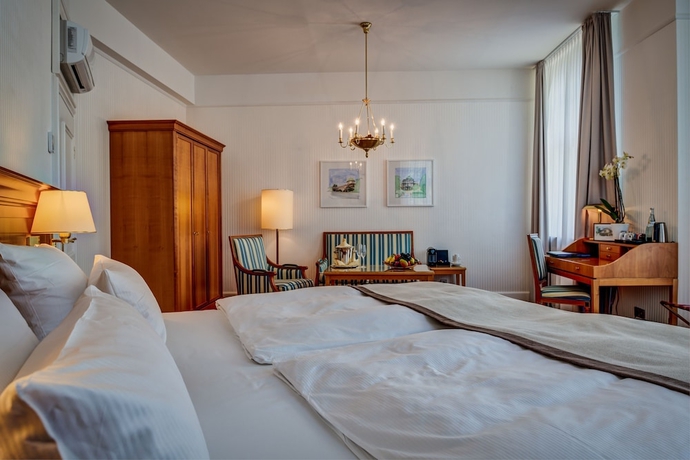 Imagen de la habitación del Hotel Schlosshotel Karlsruhe. Foto 11