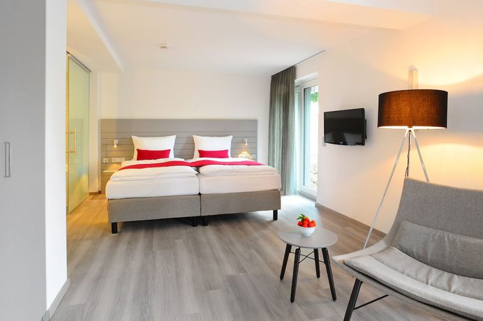 Imagen de la habitación del Hotel Schlosshotel Monrepos. Foto 8