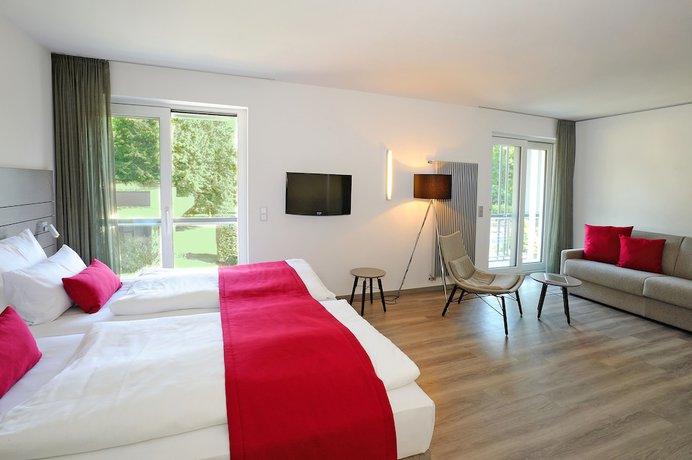 Imagen de la habitación del Hotel Schlosshotel Monrepos. Foto 9