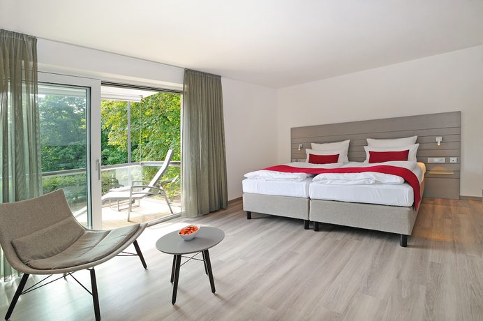 Imagen de la habitación del Hotel Schlosshotel Monrepos. Foto 14