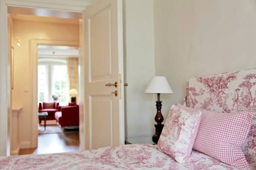 Imagen de la habitación del Hotel Schlosshotel Münchhausen. Foto 6