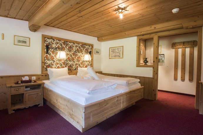 Imagen de la habitación del Hotel Schlosshotel Restaurant Chastè. Foto 7