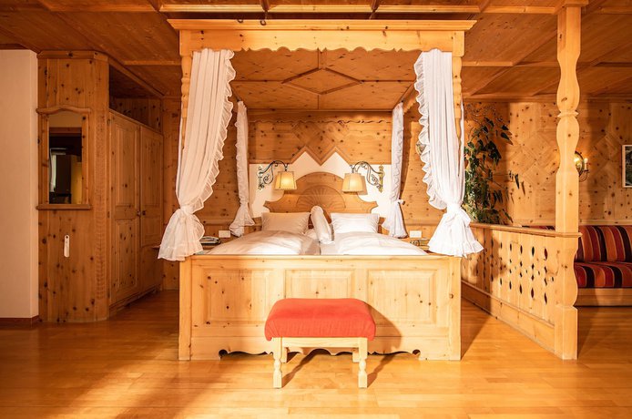 Imagen de la habitación del Hotel Schlosshotel Restaurant Chastè. Foto 8