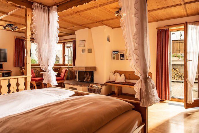 Imagen de la habitación del Hotel Schlosshotel Restaurant Chastè. Foto 14