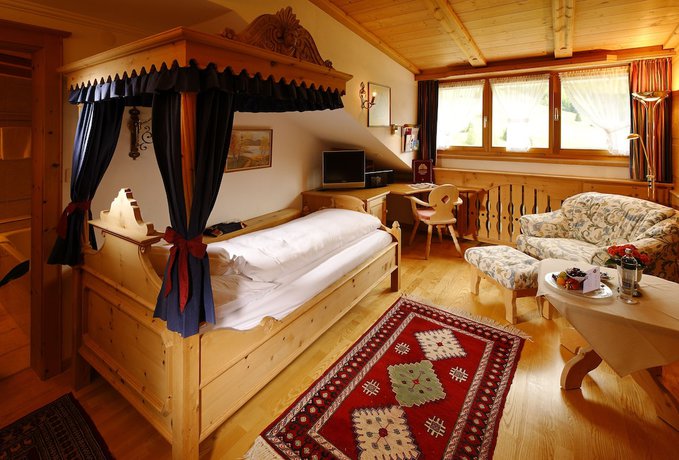 Imagen de la habitación del Hotel Schlosshotel Restaurant Chastè. Foto 16