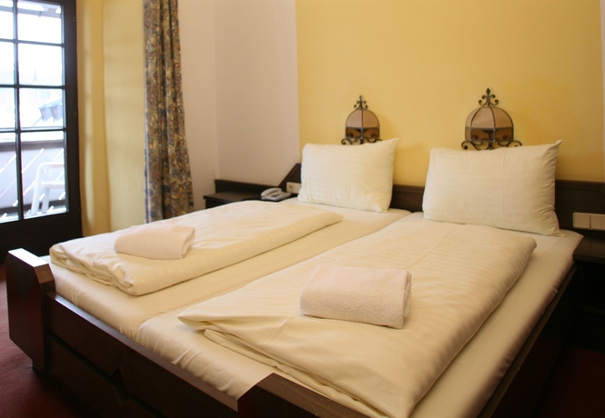 Imagen de la habitación del Hotel Schlosshotel Rosenegg. Foto 6