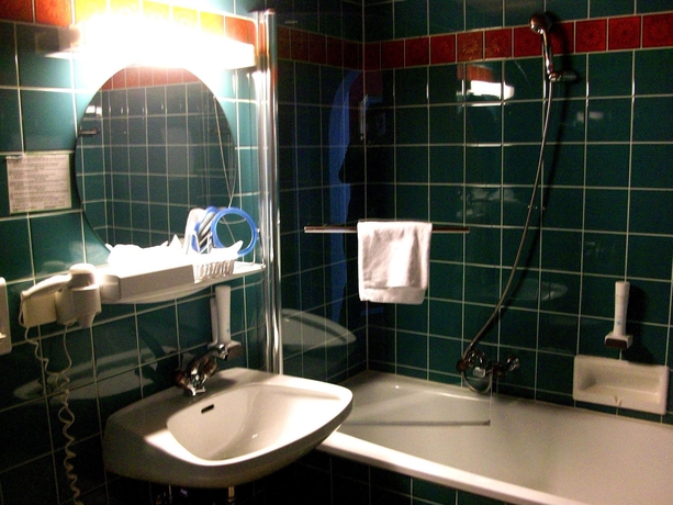 Imagen de la habitación del Hotel Schlosshotel Rosenegg. Foto 7