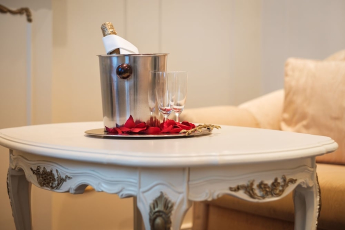 Imagen de la habitación del Hotel Schlosshotel Römischer Kaiser. Foto 11