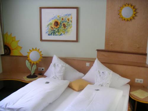 Imagen de la habitación del Hotel Schlosshotel Seewirt. Foto 3