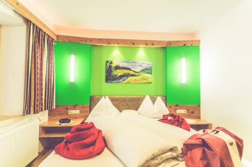 Imagen de la habitación del Hotel Schlosshotel Seewirt. Foto 10
