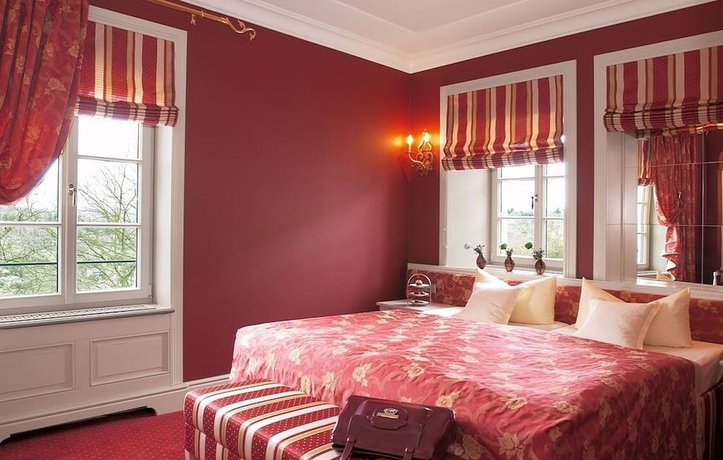 Imagen de la habitación del Hotel Schlosshotel Steinburg. Foto 6