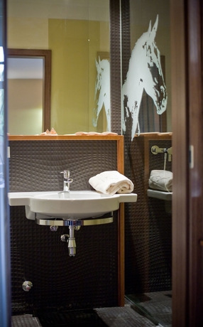 Imagen de la habitación del Hotel Schlosshotel Wendorf. Foto 17
