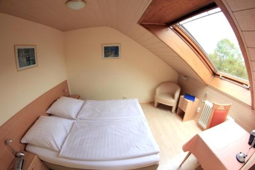 Imagen de la habitación del Hotel Schmid. Foto 6