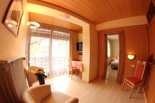 Imagen de la habitación del Hotel Schmid. Foto 7